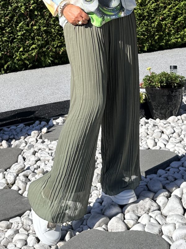 Pantalon Daria fluide kaki – Image 2