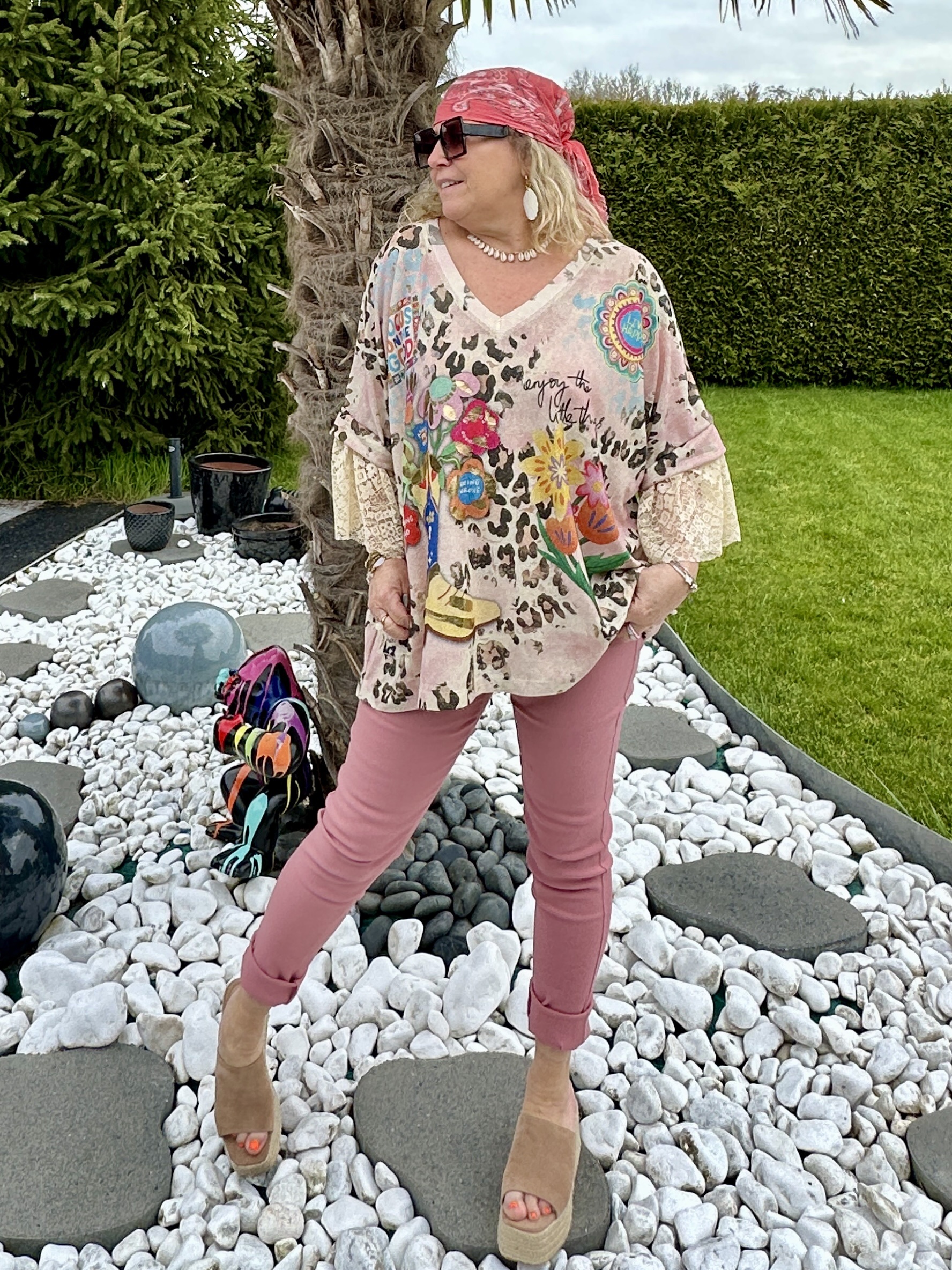 T-shirt Joyna floral – Image 5
