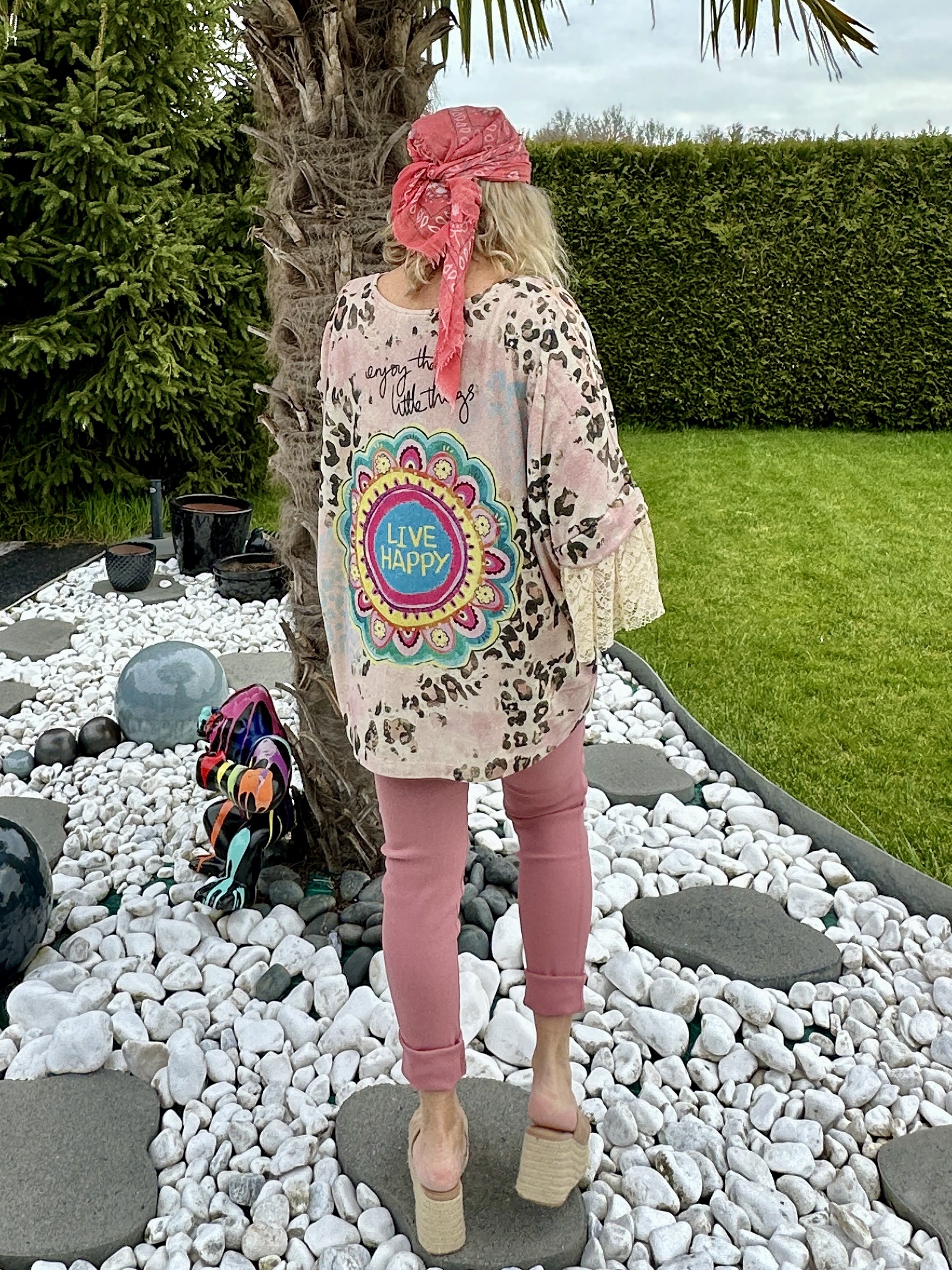 T-shirt Joyna floral – Image 3
