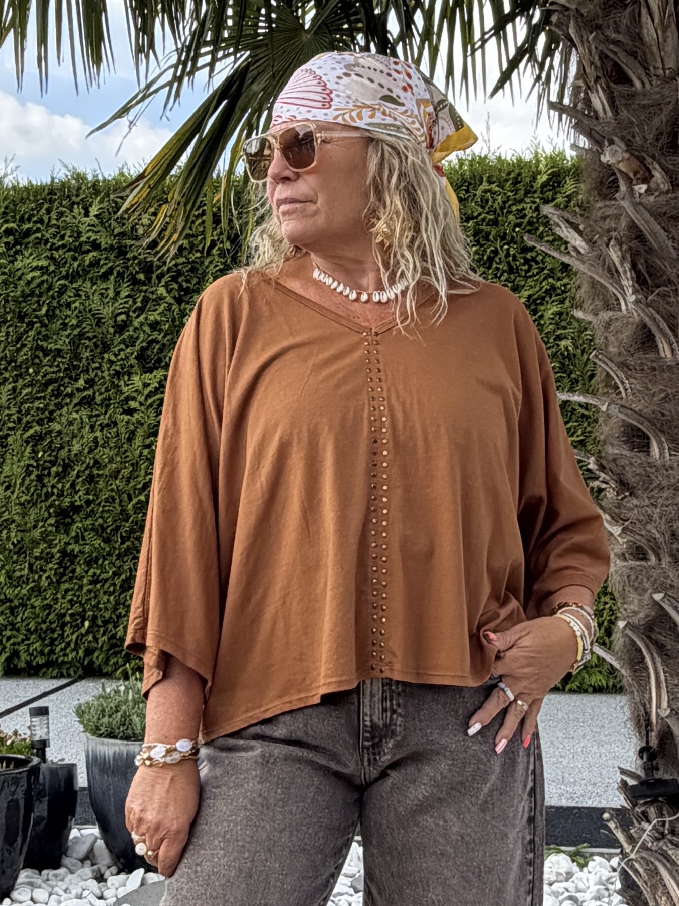 T-shirt Rosie camel