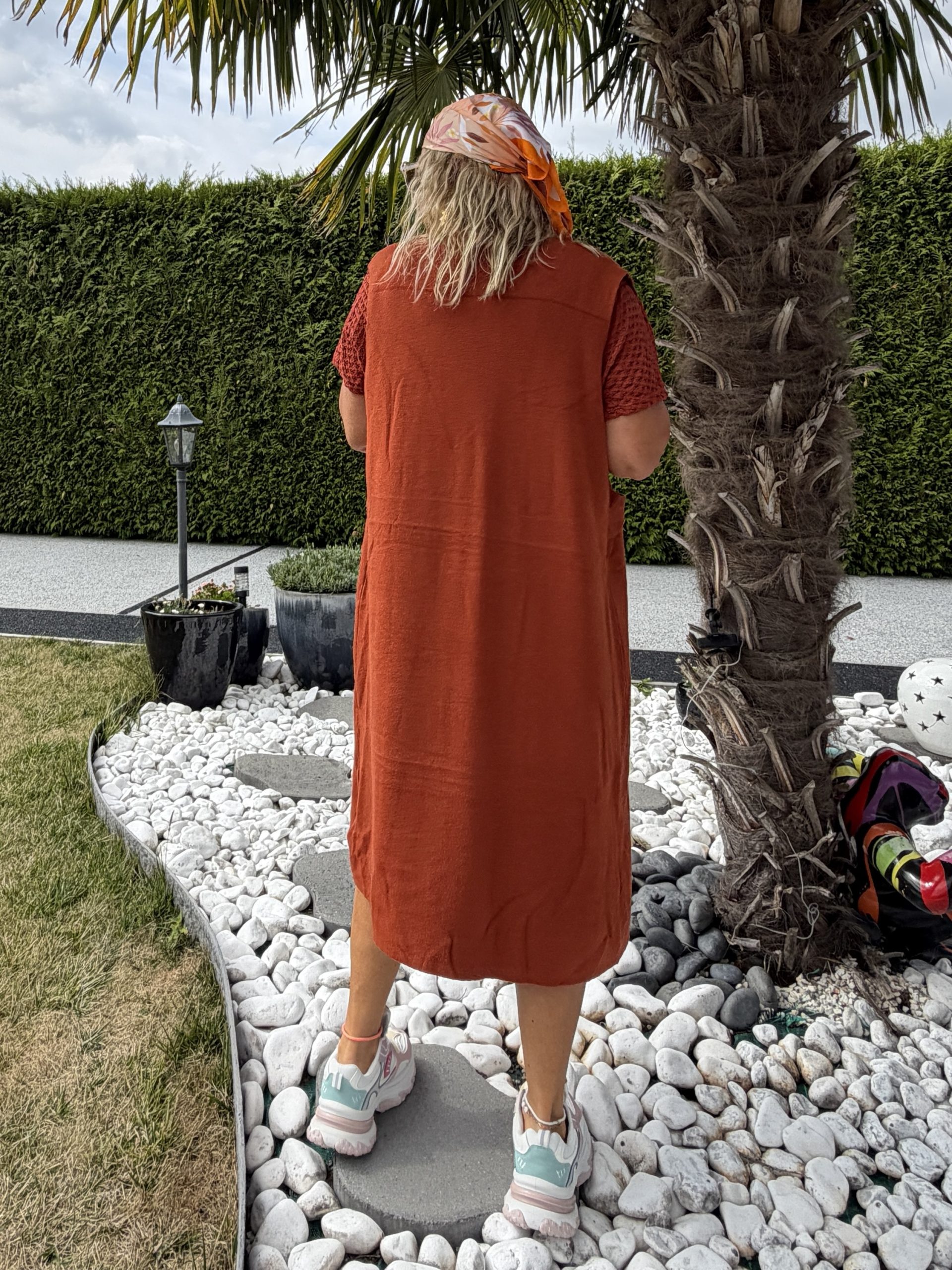 Gilet Ariana rouille sans manches – Image 6